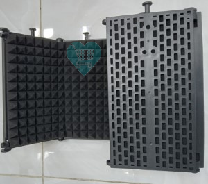 studio0009 Wall Speaker Stand IS-338B Shield