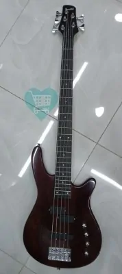 Bass Guitar smooth edges