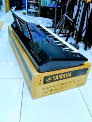 Yamaha Keyboard PSR SX900
