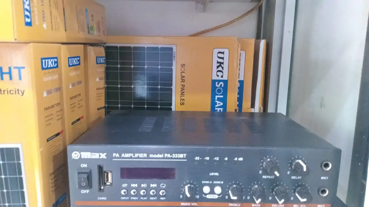 Omax Power Amplifier - Image 1